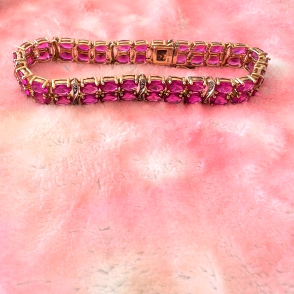 14k Sterling 30ct Oval Lab Created Ruby & .05ct Round Diamond Bracelet